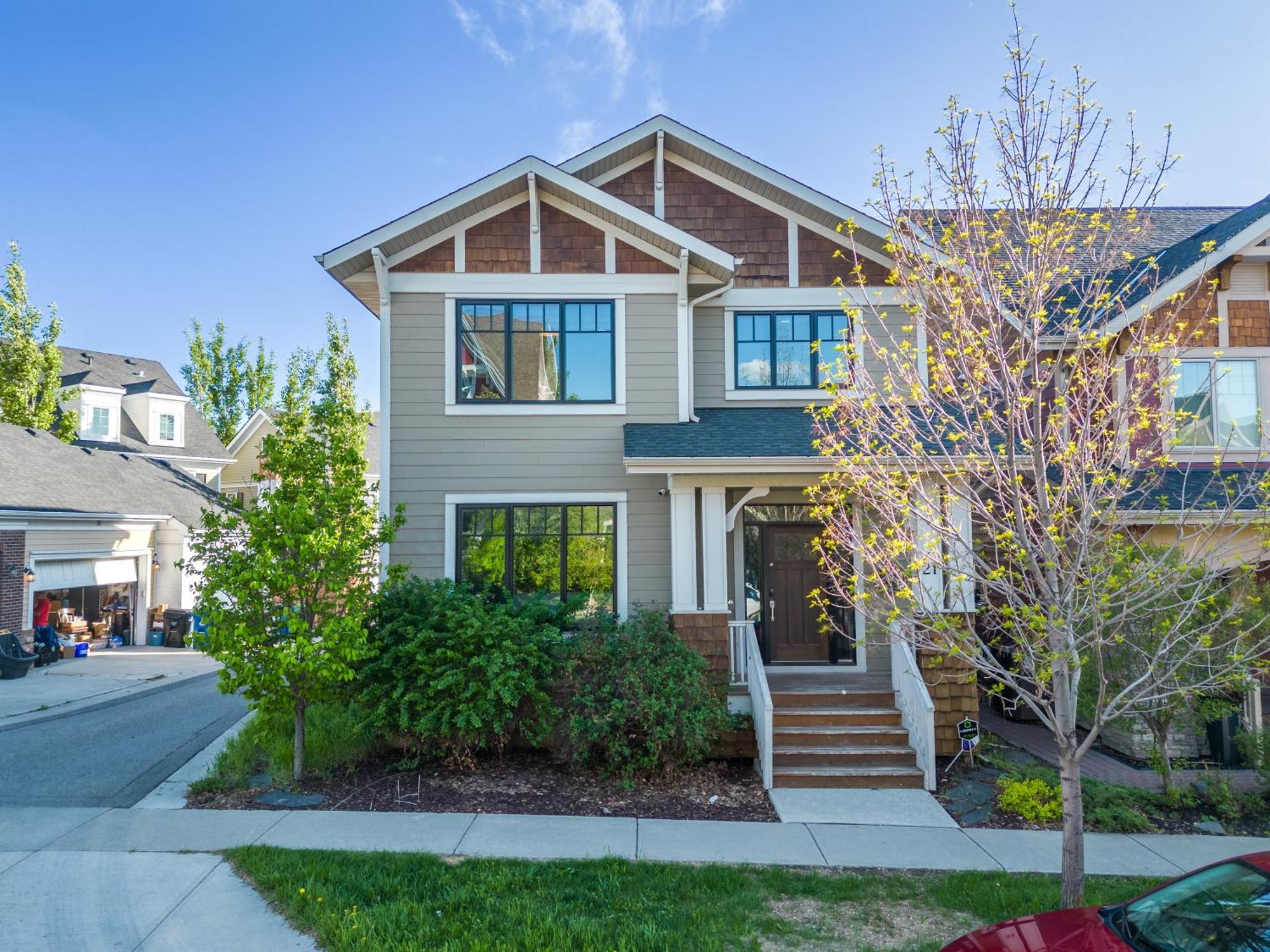 Stylish Unit In Historic Currie Apartment Calgary Exterior photo